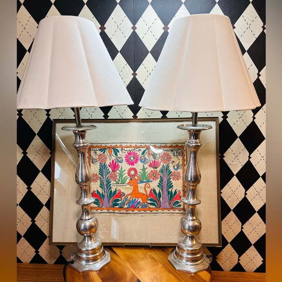 Luxury Tall Silver Table Lamp Pair – Sculptural Bases with Scalloped Shades - Picture 6 of 16